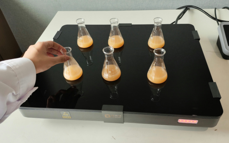 格丹納陶瓷電熱板：革新傳統(tǒng)，提高實(shí)驗(yàn)效率